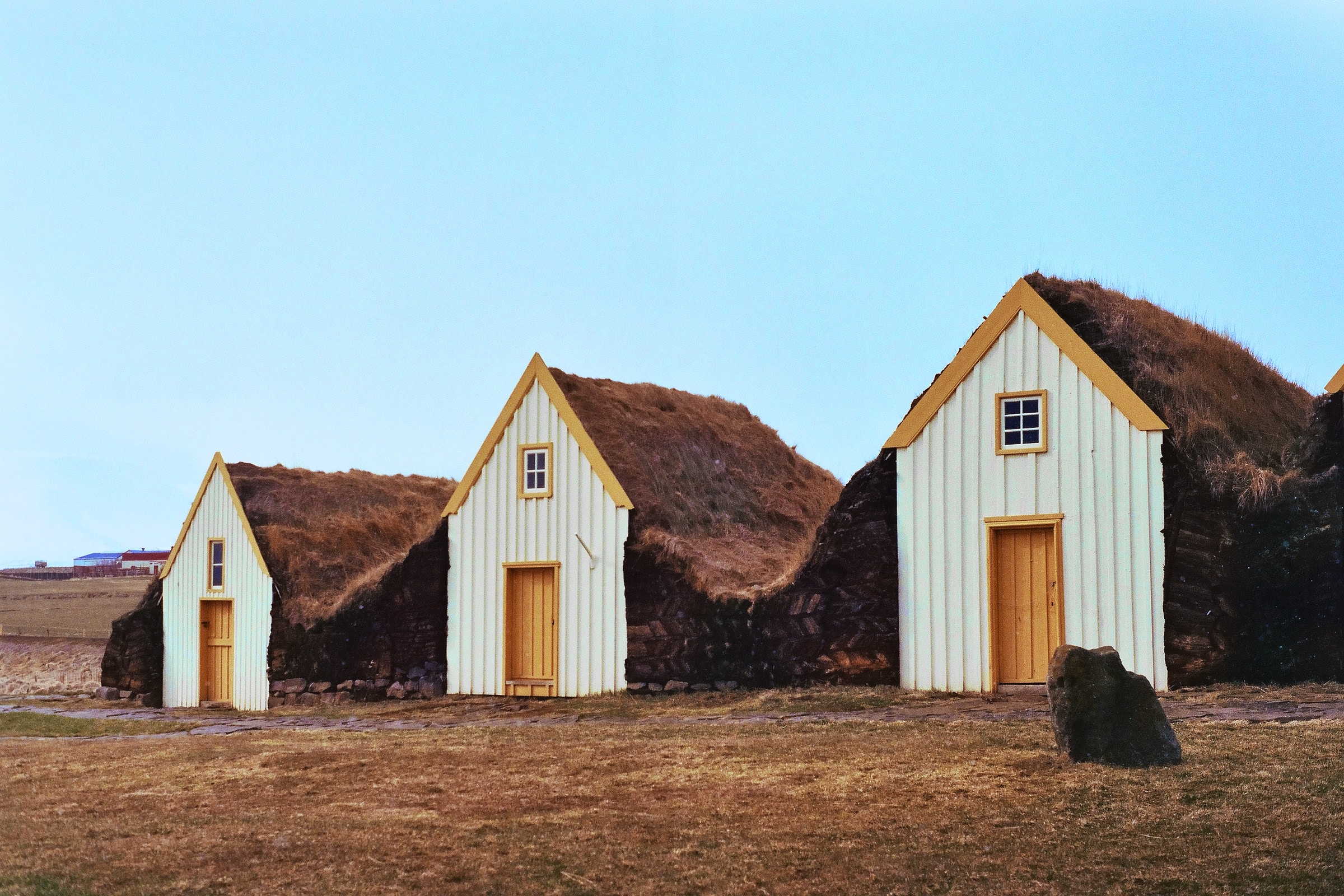 Photo of 3 houses small, medium, large